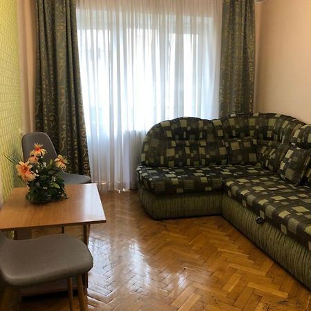 Kyiv Daily Rent Apartments On Bogdana Gavrilishina 10 Екстер'єр фото